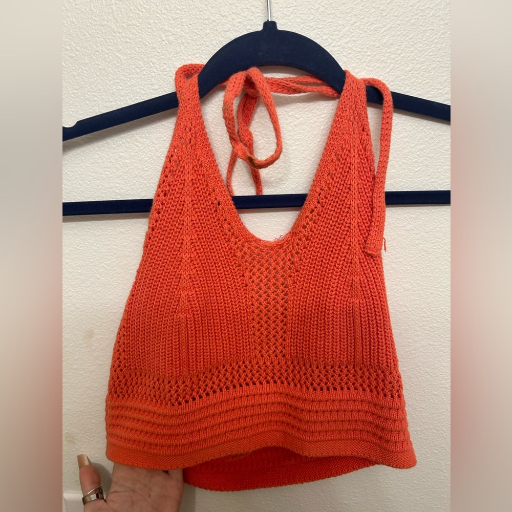 american eagle “aerie” crochet cropped halter top